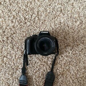 Canon Black Digital Camera with Ergonomic Design